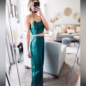 NWT House Of Harlow 1960 Rhinestone Detailed Set